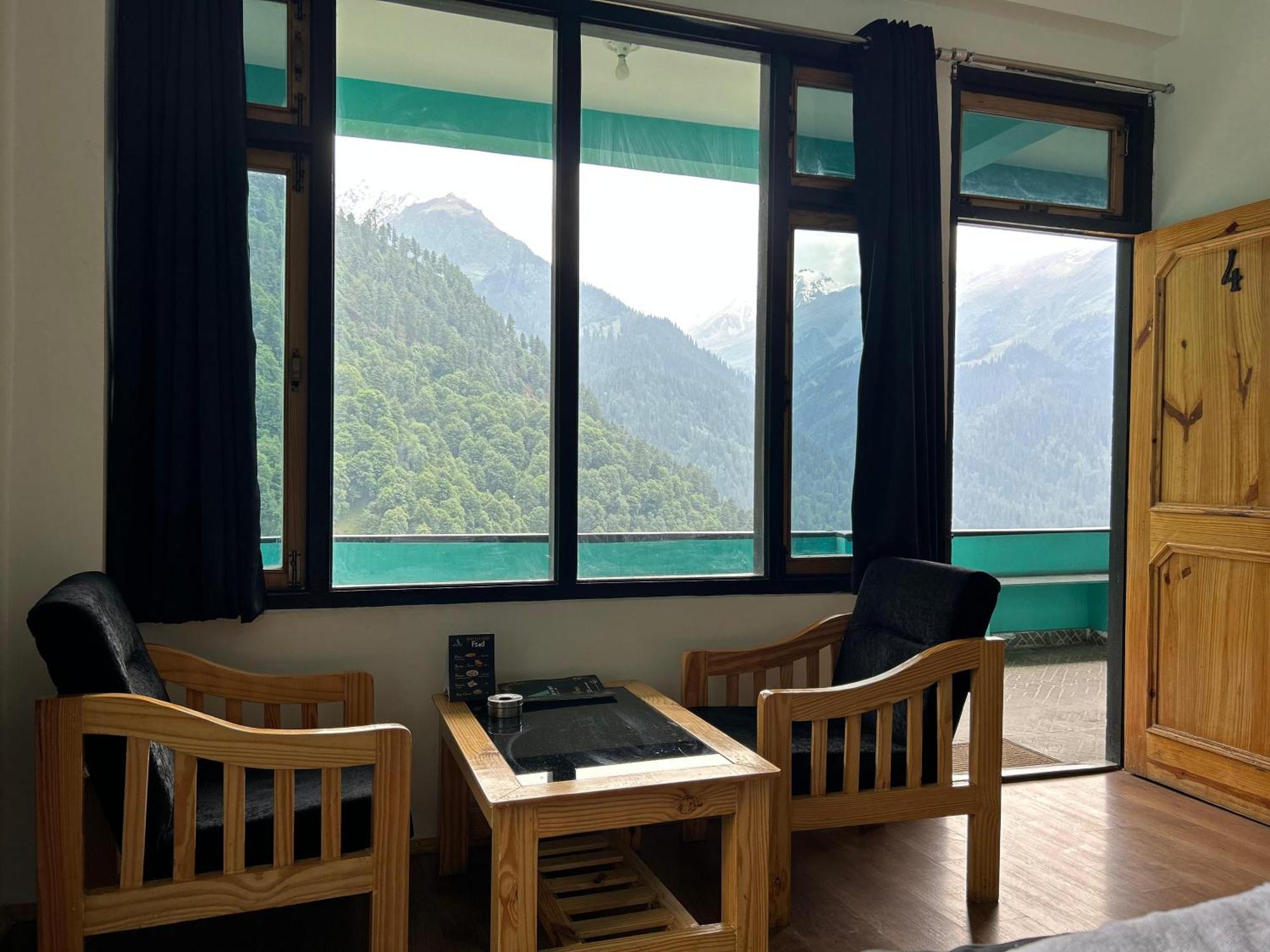 Aman Resort, Tosh Village, Himachal Pradesh Exterior foto