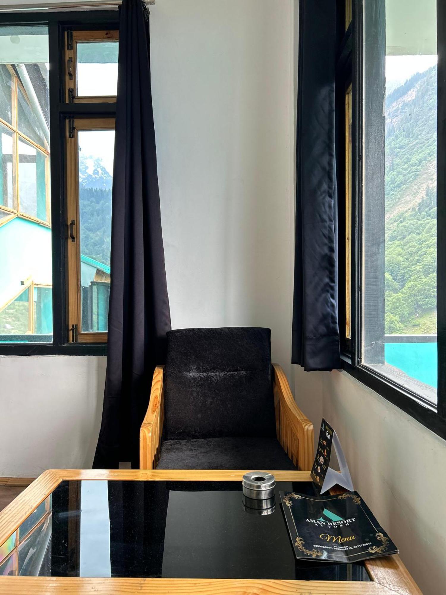 Aman Resort, Tosh Village, Himachal Pradesh Exterior foto